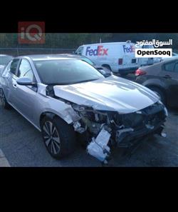 نيسان ألتيما